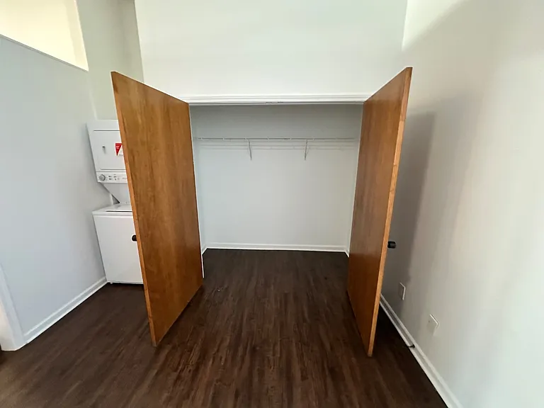 Unit Photo