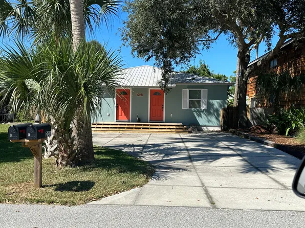 208 8th St #B, Saint Augustine, FL 32080