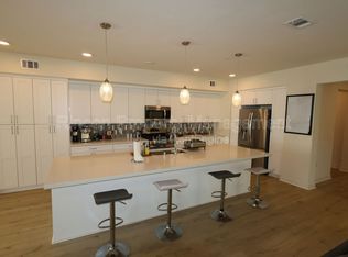 2850 Wagon Wheel Rd #304, Oxnard, CA 93036