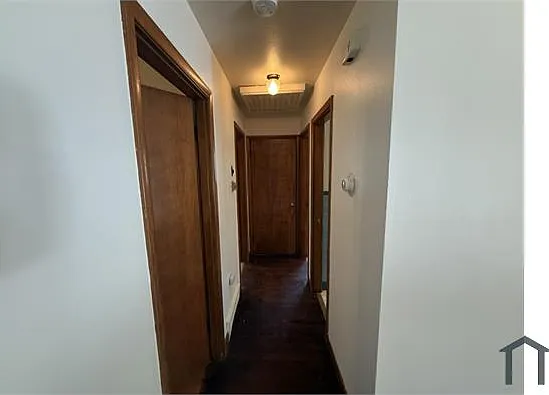 9732 Gloucester Dr — Photo 7
