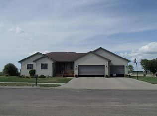 501 W 3rd Ave, Groton, SD 57445
