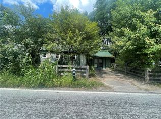 7138 E State Road 160, Salem, IN 47167