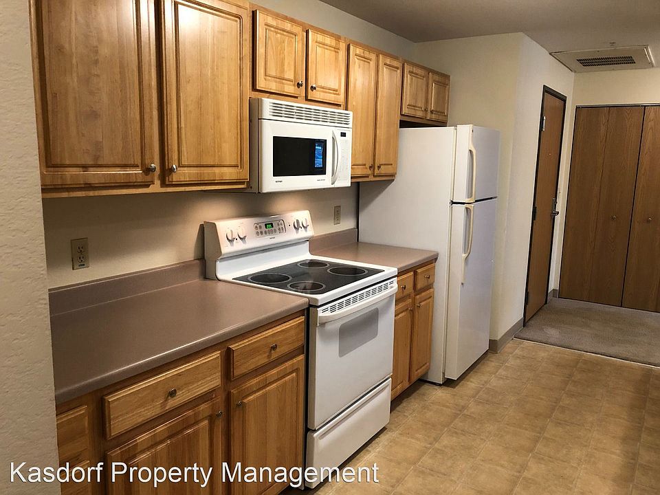 2nd image of 1120 E Parkway Ave #11009476