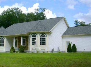 7 Round Pond Rd, Queensbury, NY 12804