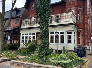 2 Afton Ave #2, Toronto, ON M6J1R7