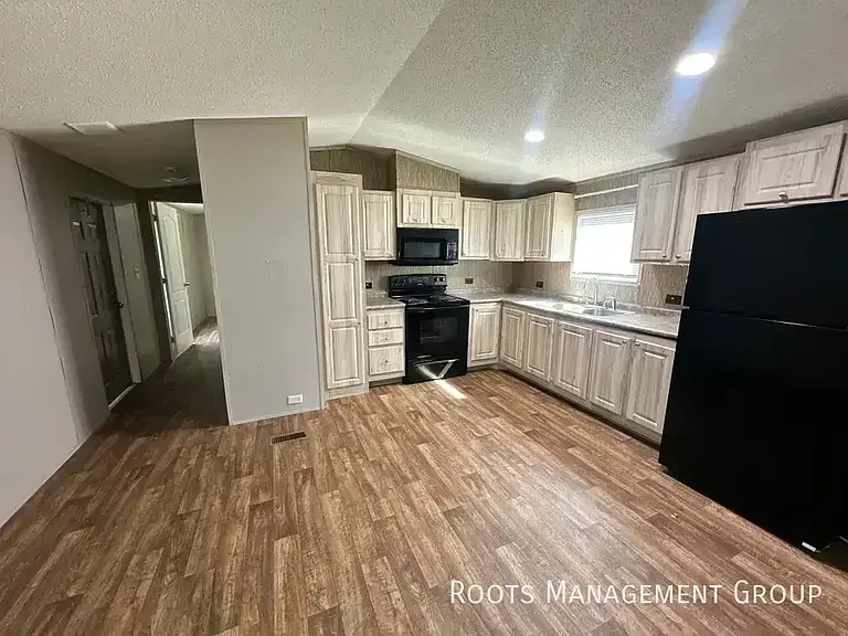 105 Spring View Ct #20 — Photo 3