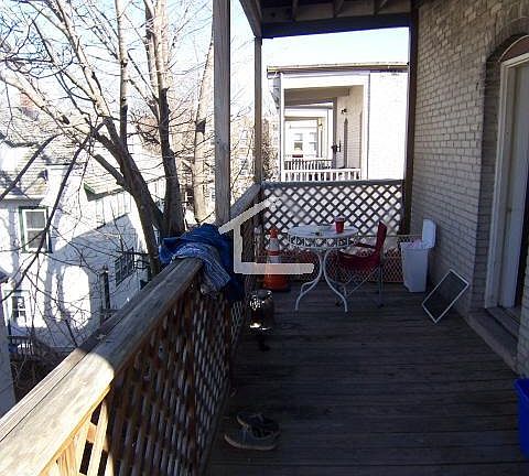 5th image of 81 Gibbs St #1ZR