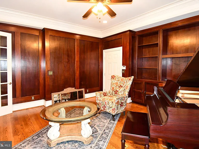 7104 Old Dominion Dr — Photo 14