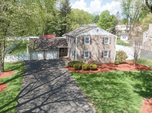 251 Upper Holland Rd, Richboro, PA 18954