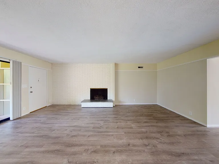 225ora — Photo 3