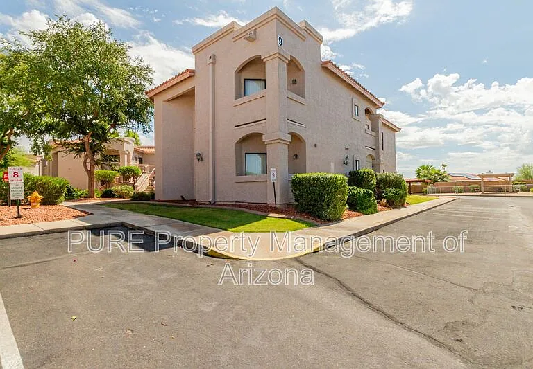 9151 W Greenway Rd #152 — Photo 3