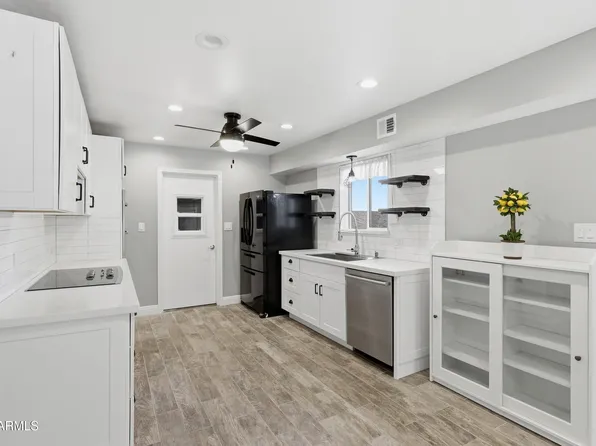 3345 E UNIVERSITY Drive #12, Mesa, AZ 85213