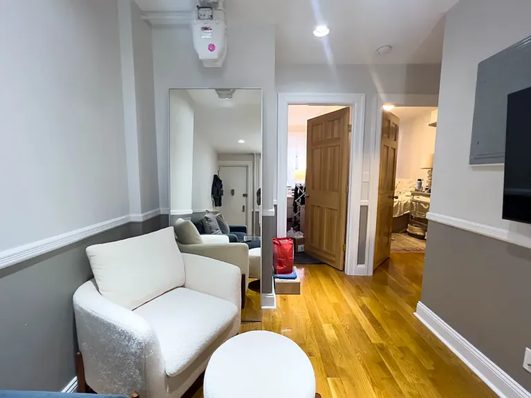 128 Thompson St #9 — Photo 3