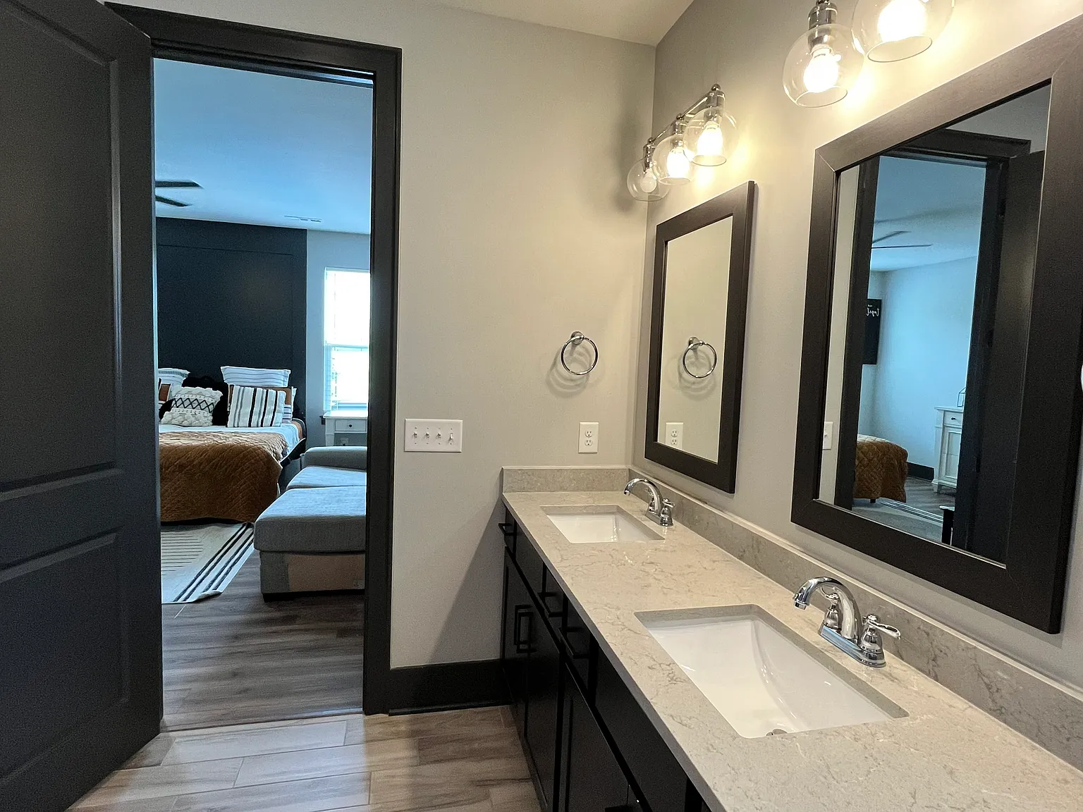 5 bed, 3534 sqft, $6,195 — Photo 4