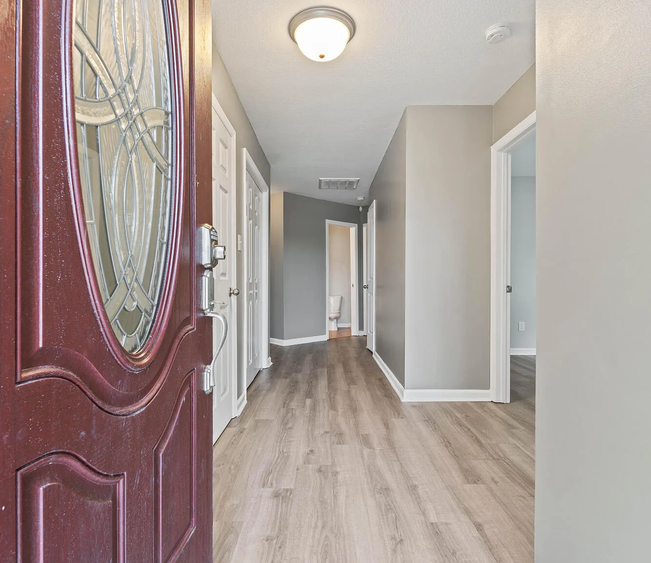 3 bed, 2.0 bath, 1502 sqft, $1,895 — Photo 2