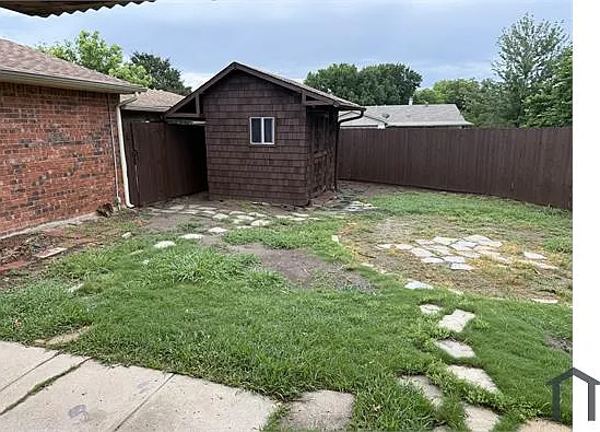 407 Cambria Dr — Photo 10