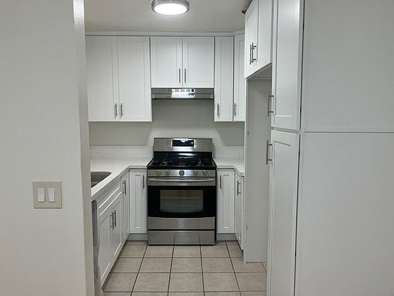 Another view of kitchen