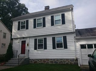 8 Newfield St, West Roxbury, MA 02132
