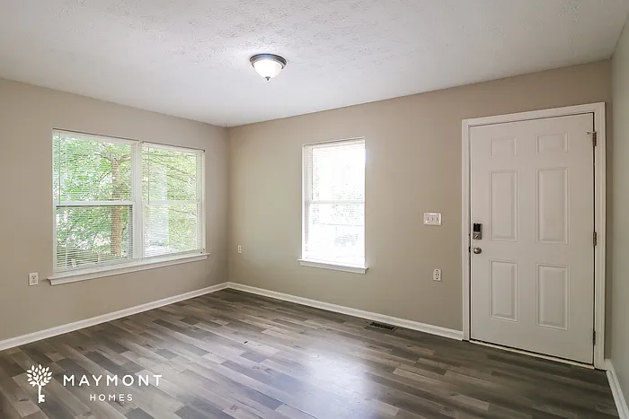 3 bed, 2.5 bath, 1056 sqft, $2,195 — Photo 4