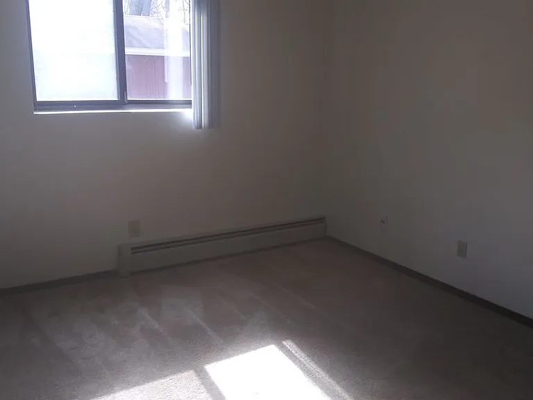 2833 University Ave — Photo 9