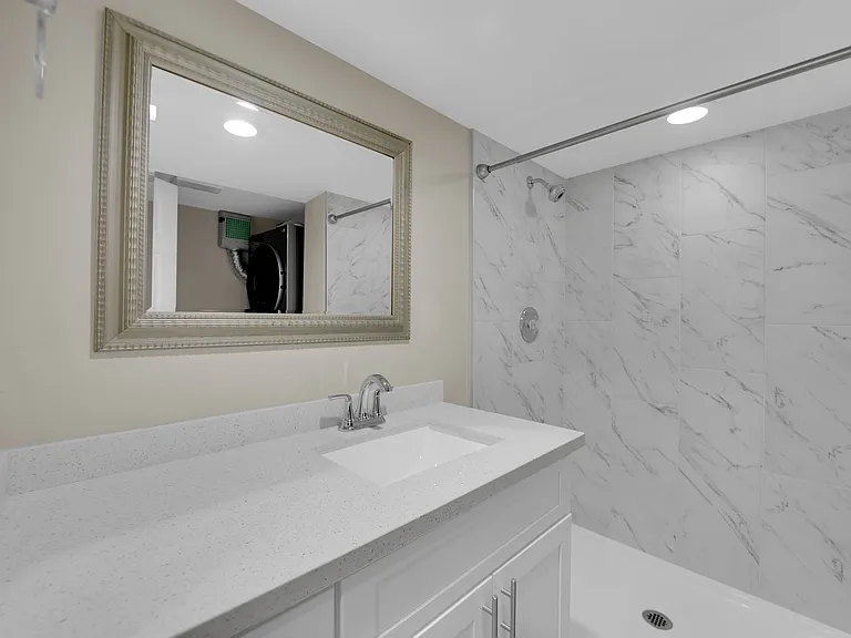 710 Tam O Shanter — Photo 10