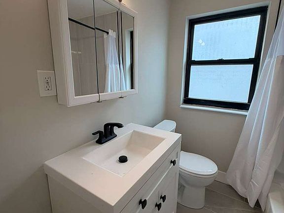 2nd image of 110 Maltby St #8B