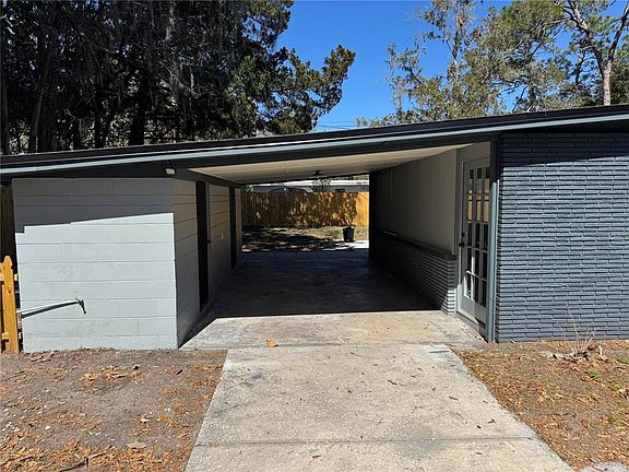 3rd image of 1122 NE 20th Ave