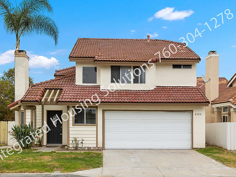 4504 Goldfinch Way — Photo 29