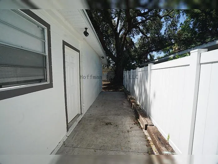 3916 W North A St — Photo 17
