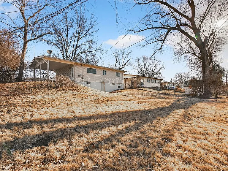 1540 Aspen Dr — Photo 22