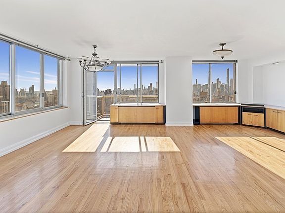 3rd image of 200 E 89th St #41ED