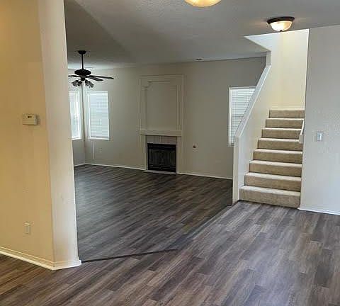 5th image of 823 Tony Sanchez Dr SE