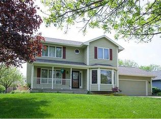 1110 NW Parkridge Dr, Ankeny, IA 50023