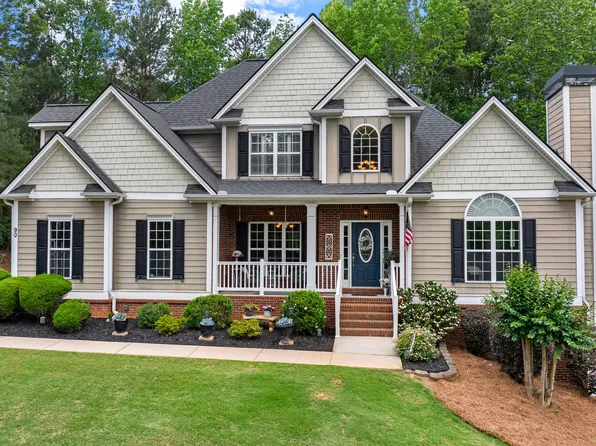 90 Westwind Dr, Newnan, GA 30263