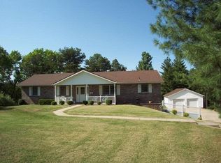 3202 Frog Hollow Rd, Jefferson City, MO 65109