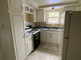 8111 Bull Creek Rd, Tarentum, PA 15084