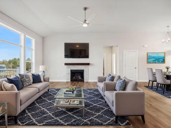 N56W20722 Muirfield DRIVE #Lt39, Menomonee Falls, WI 53051