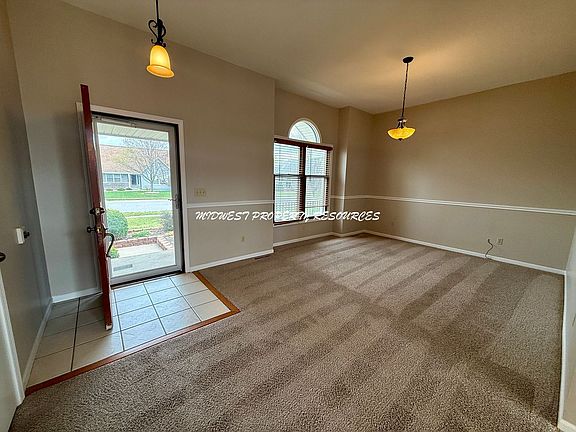3rd image of 3514 SW Windsong Dr