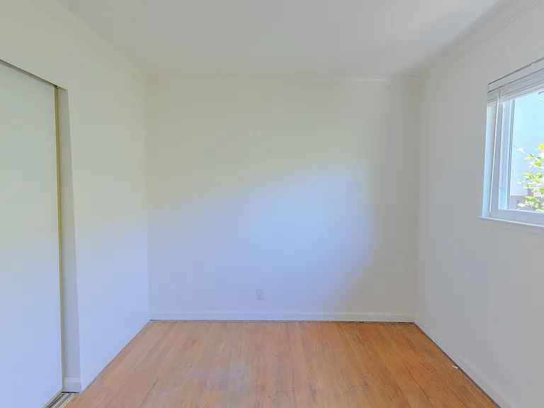 6944 Cedar Ln — Photo 16