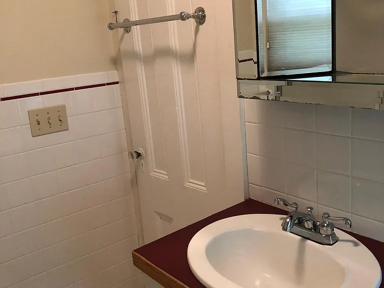 21 Lexington St #1 — Photo 8