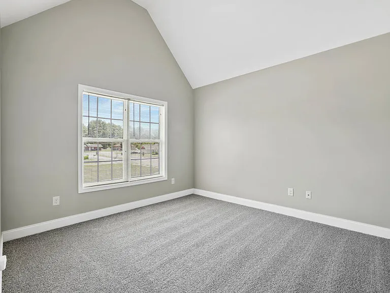 121 Feathers Ln — Photo 26