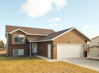 1200 Copperfield Dr, Rapid City, SD 57703