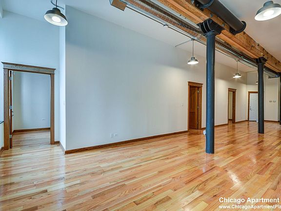 2nd image of 123 N Jefferson St Floor 2