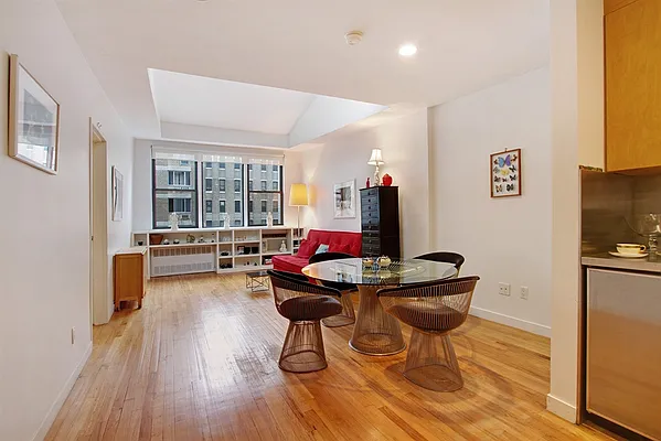 Sold by Corcoran | media 6