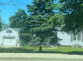 903 Ste Genevieve Ave, Farmington, MO 63640