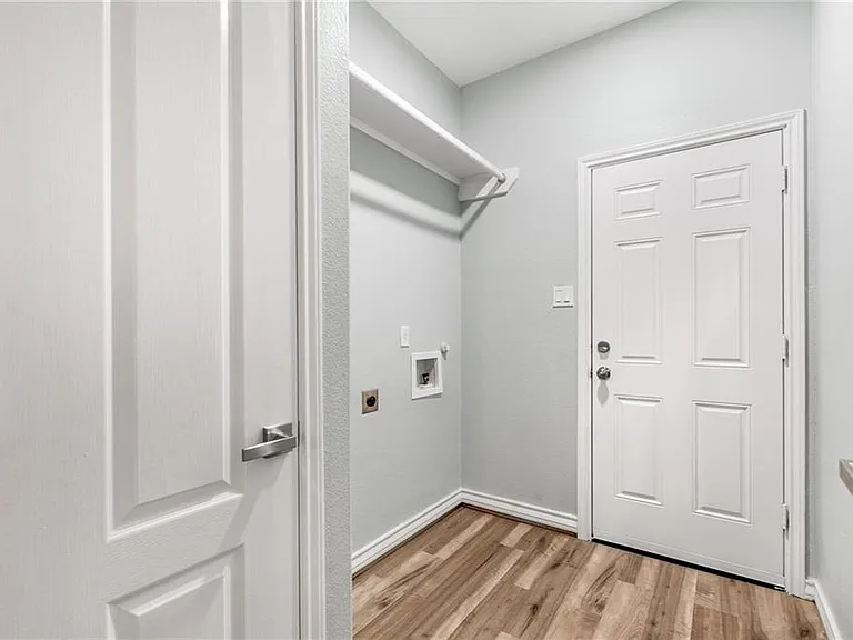 13826 Sea Horse Ave — Photo 28