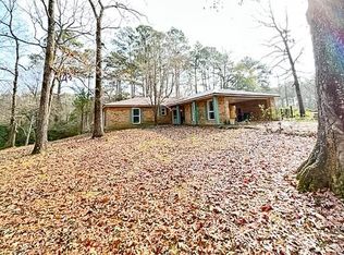1048 Fortenberry Cir, McComb, MS 39648