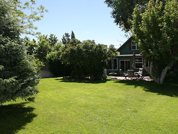 Beautiful back yard!