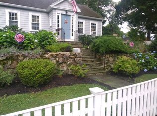 11 Bond St, Swampscott, MA 01907