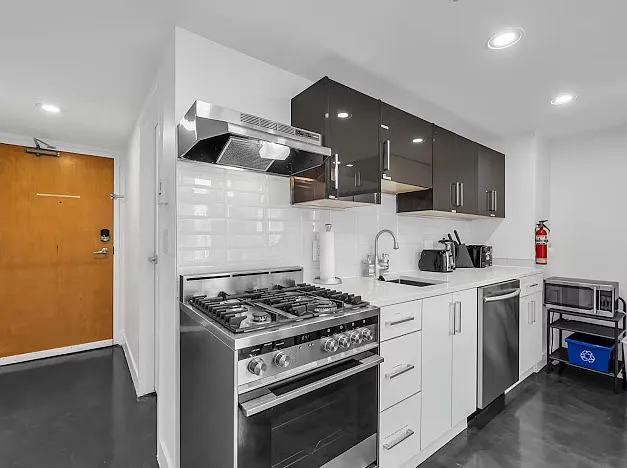 1 bed, $2,950 — Photo 1